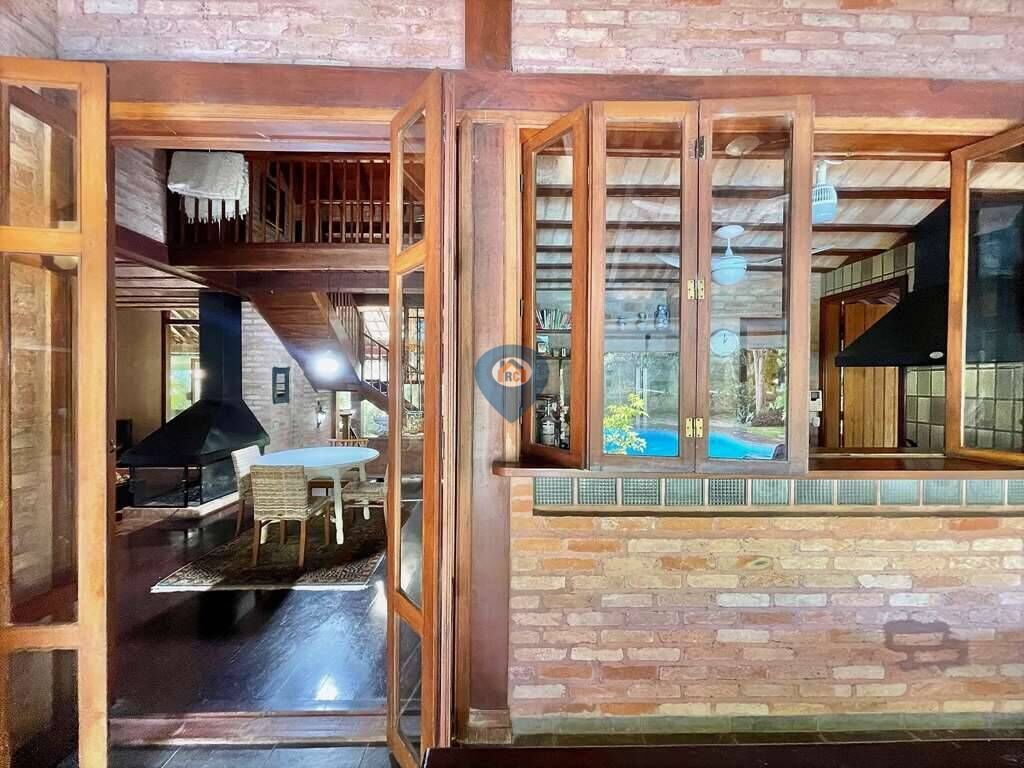 Casa à venda com 3 quartos, 363m² - Foto 18