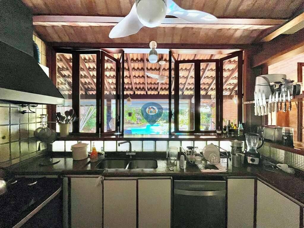 Casa à venda com 3 quartos, 363m² - Foto 20