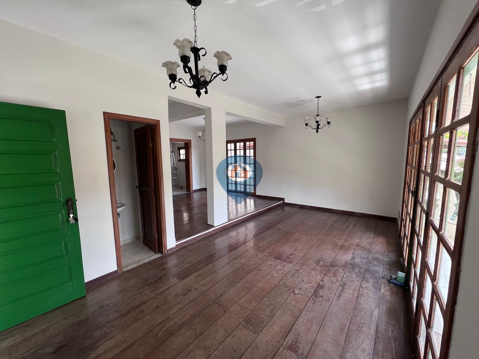 Casa à venda com 3 quartos, 171m² - Foto 10