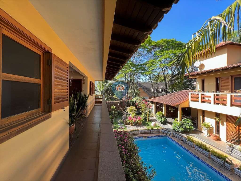 Casa à venda com 4 quartos, 342m² - Foto 38