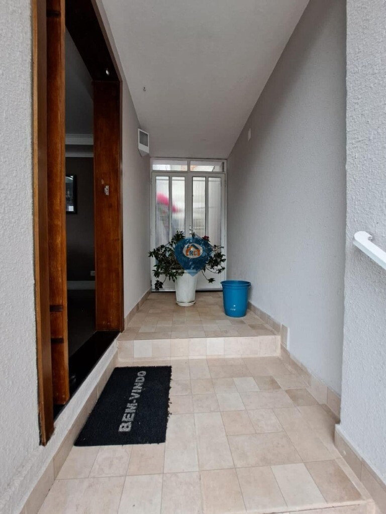 Casa à venda com 3 quartos, 192m² - Foto 9