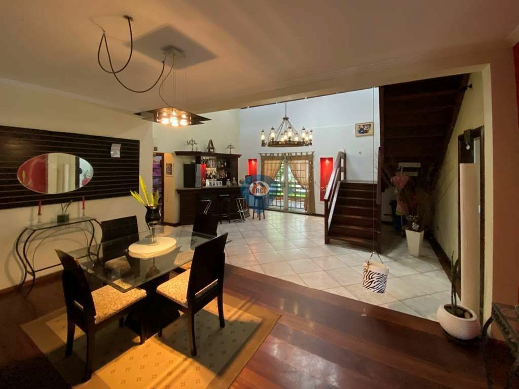 Casa à venda com 4 quartos, 780m² - Foto 11