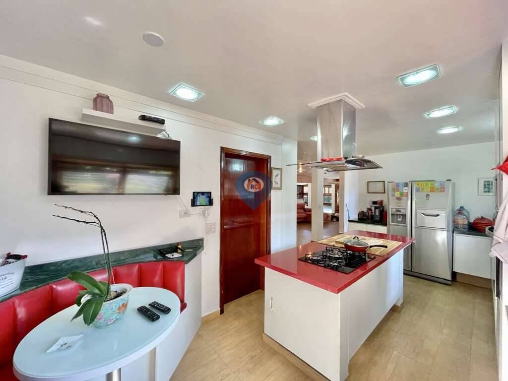 Casa à venda com 4 quartos, 1500m² - Foto 21