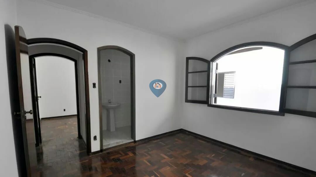 Sobrado à venda com 5 quartos, 266m² - Foto 17