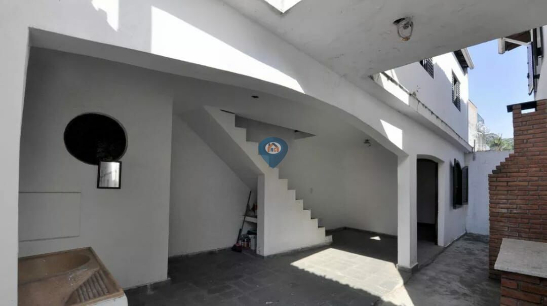 Sobrado à venda com 5 quartos, 266m² - Foto 25