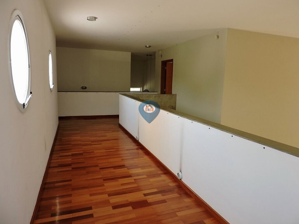 Casa à venda com 4 quartos, 428m² - Foto 8