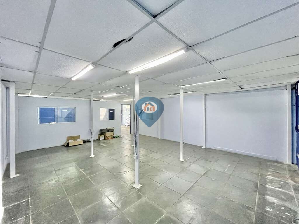 Depósito-Galpão-Armazém para alugar, 585m² - Foto 17