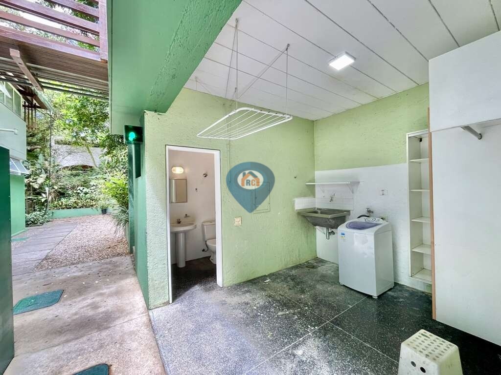 Casa de Condomínio à venda com 3 quartos, 380m² - Foto 42