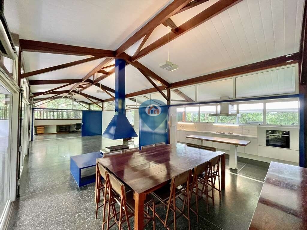 Casa de Condomínio à venda com 3 quartos, 380m² - Foto 13