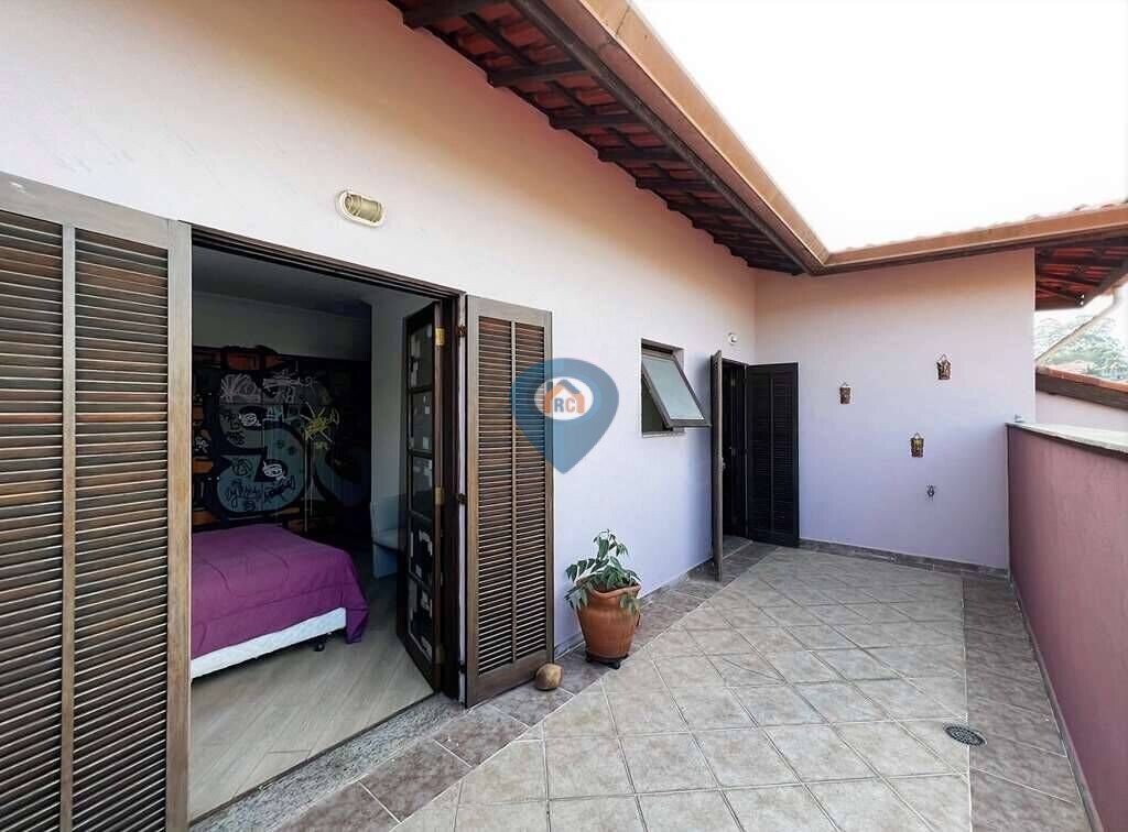 Casa à venda com 3 quartos, 360m² - Foto 44