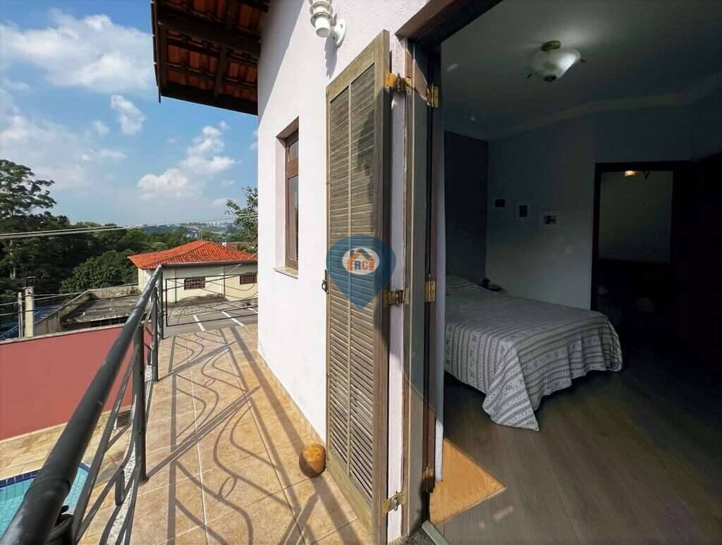 Casa à venda com 3 quartos, 360m² - Foto 33