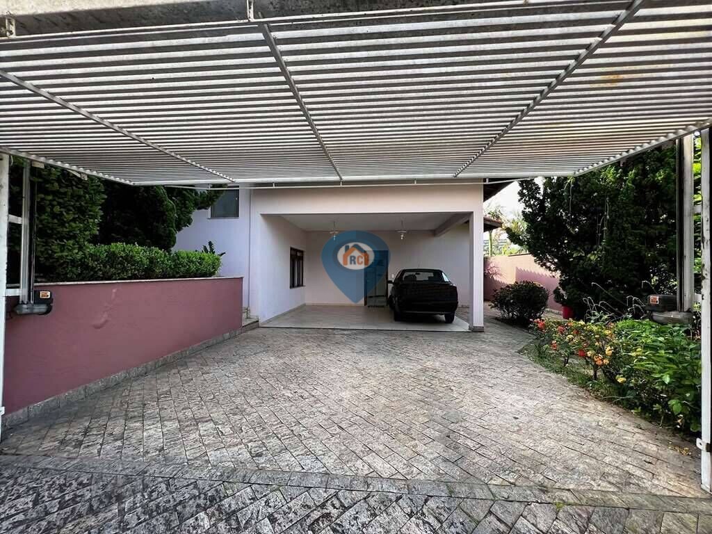 Casa à venda com 3 quartos, 360m² - Foto 8