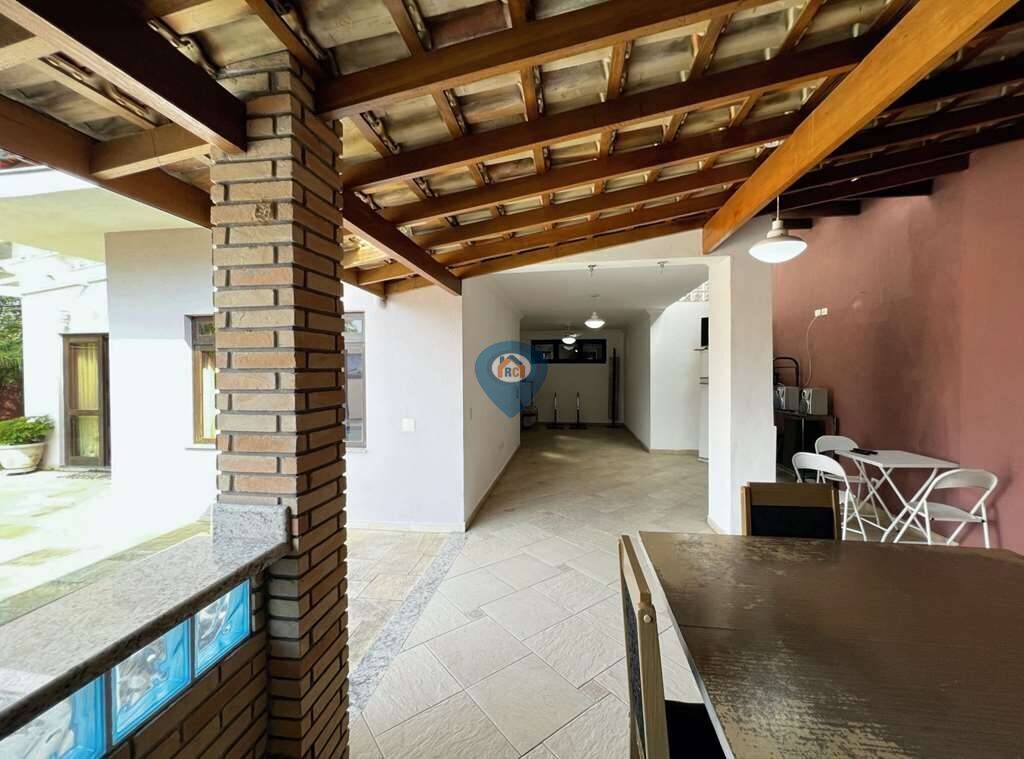 Casa à venda com 3 quartos, 360m² - Foto 46