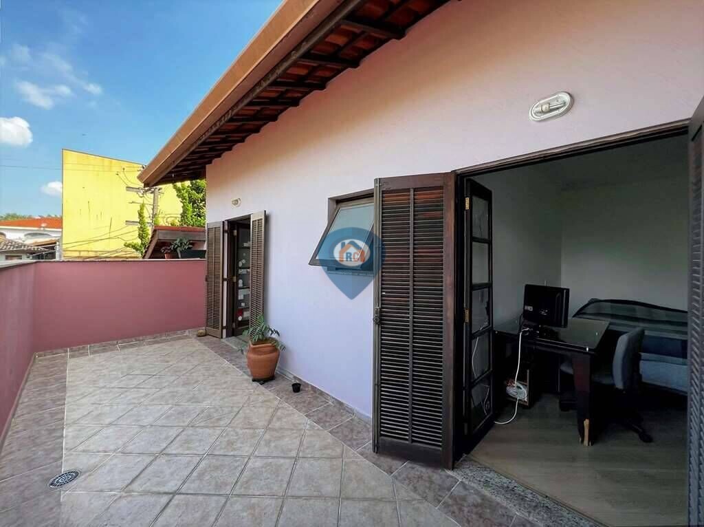 Casa à venda com 3 quartos, 360m² - Foto 38