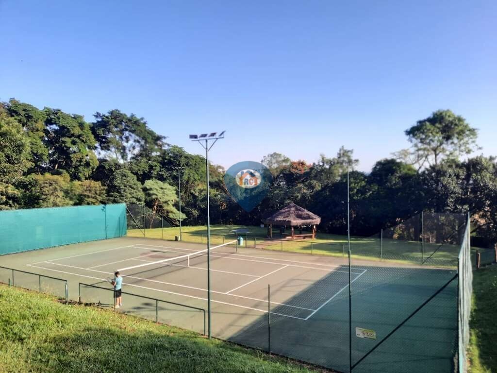 Casa para alugar com 6 quartos, 1200m² - Foto 6