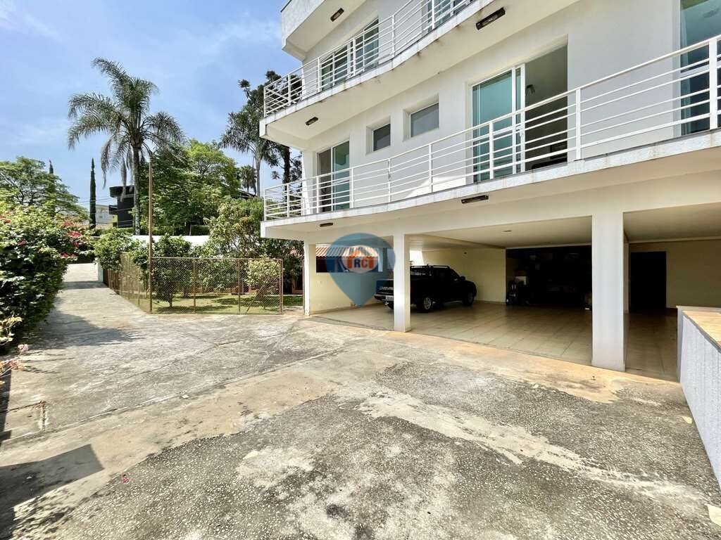 Casa para alugar com 6 quartos, 1200m² - Foto 45