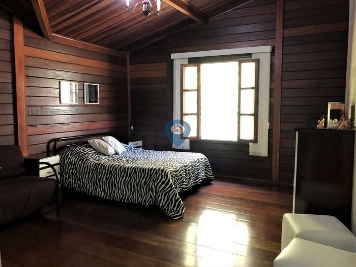 Casa de Condomínio à venda com 3 quartos, 237m² - Foto 11