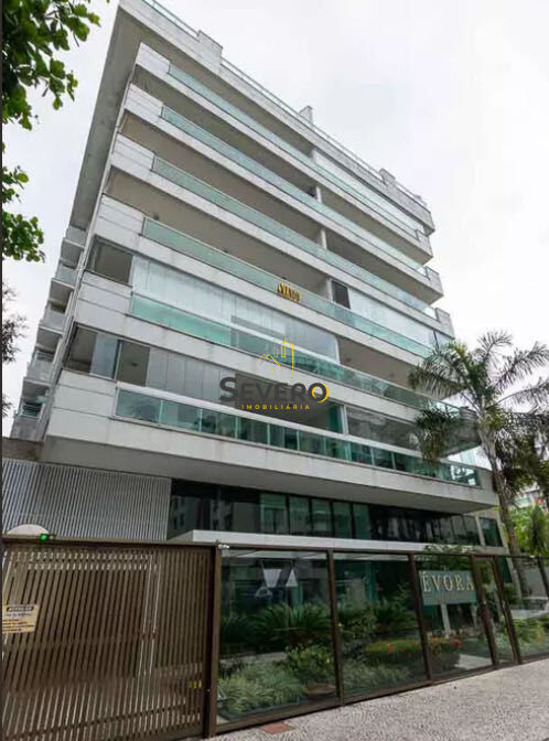Apartamento à venda com 3 quartos, 140m² - Foto 29