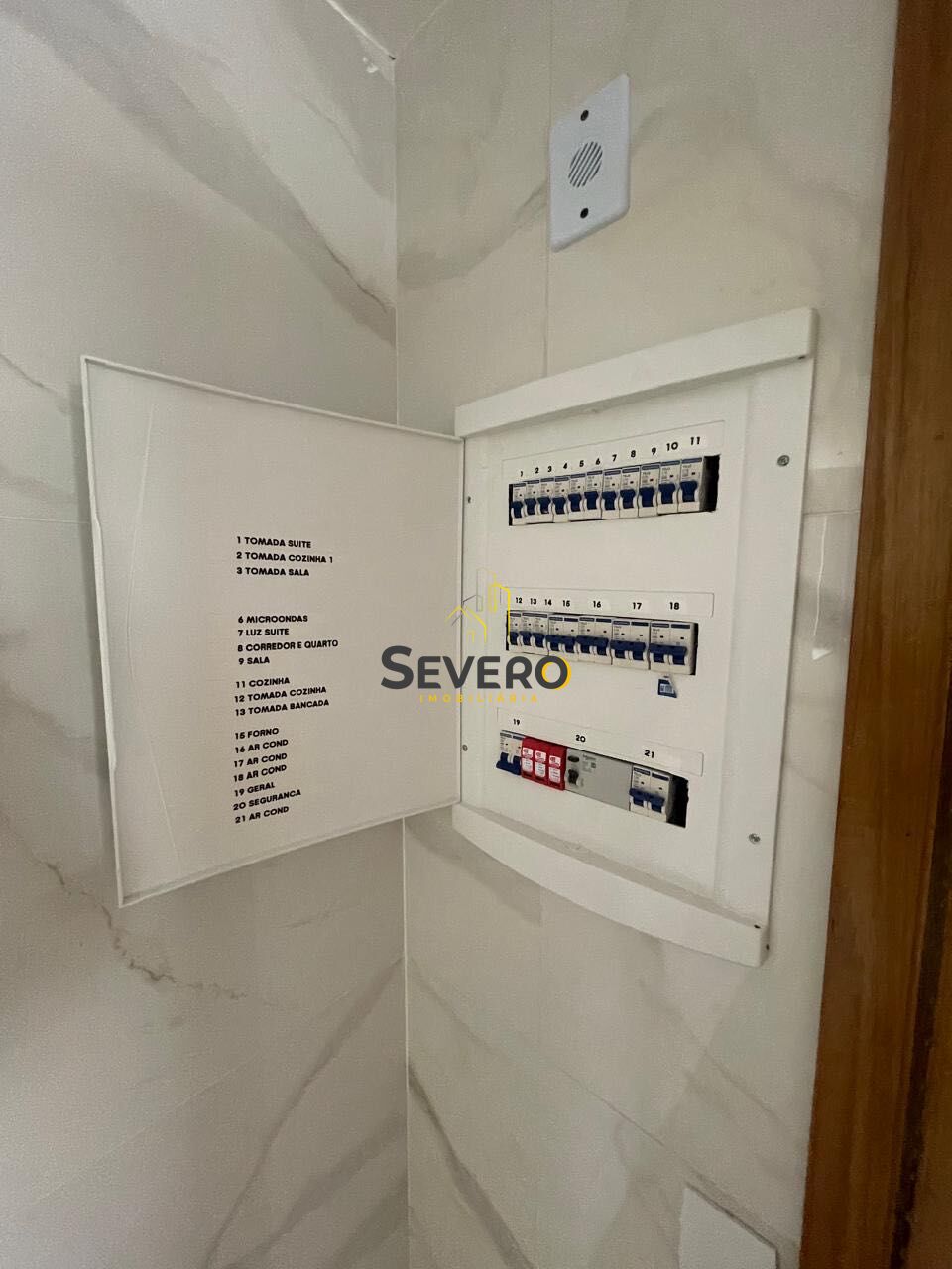 Apartamento à venda com 3 quartos, 110m² - Foto 21