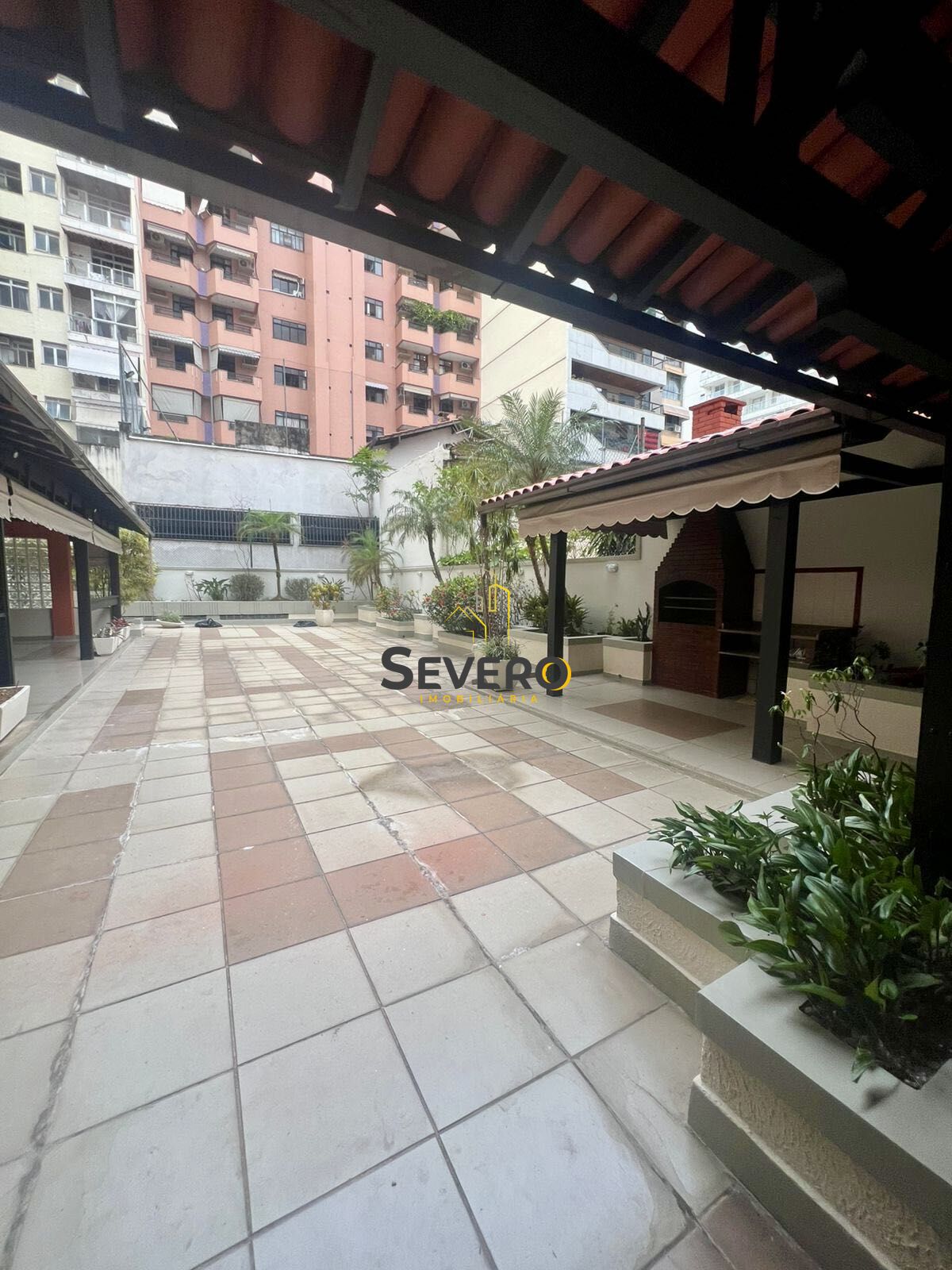 Apartamento à venda com 3 quartos, 140m² - Foto 22