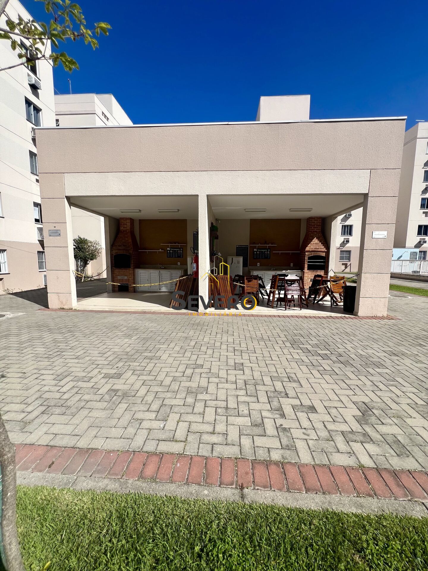 Apartamento à venda com 2 quartos, 45m² - Foto 3