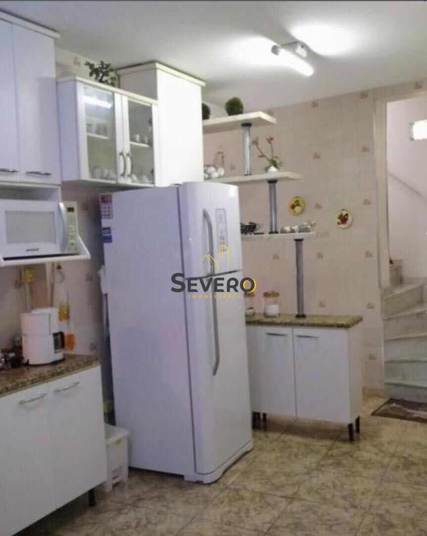 Casa à venda com 3 quartos, 260m² - Foto 23