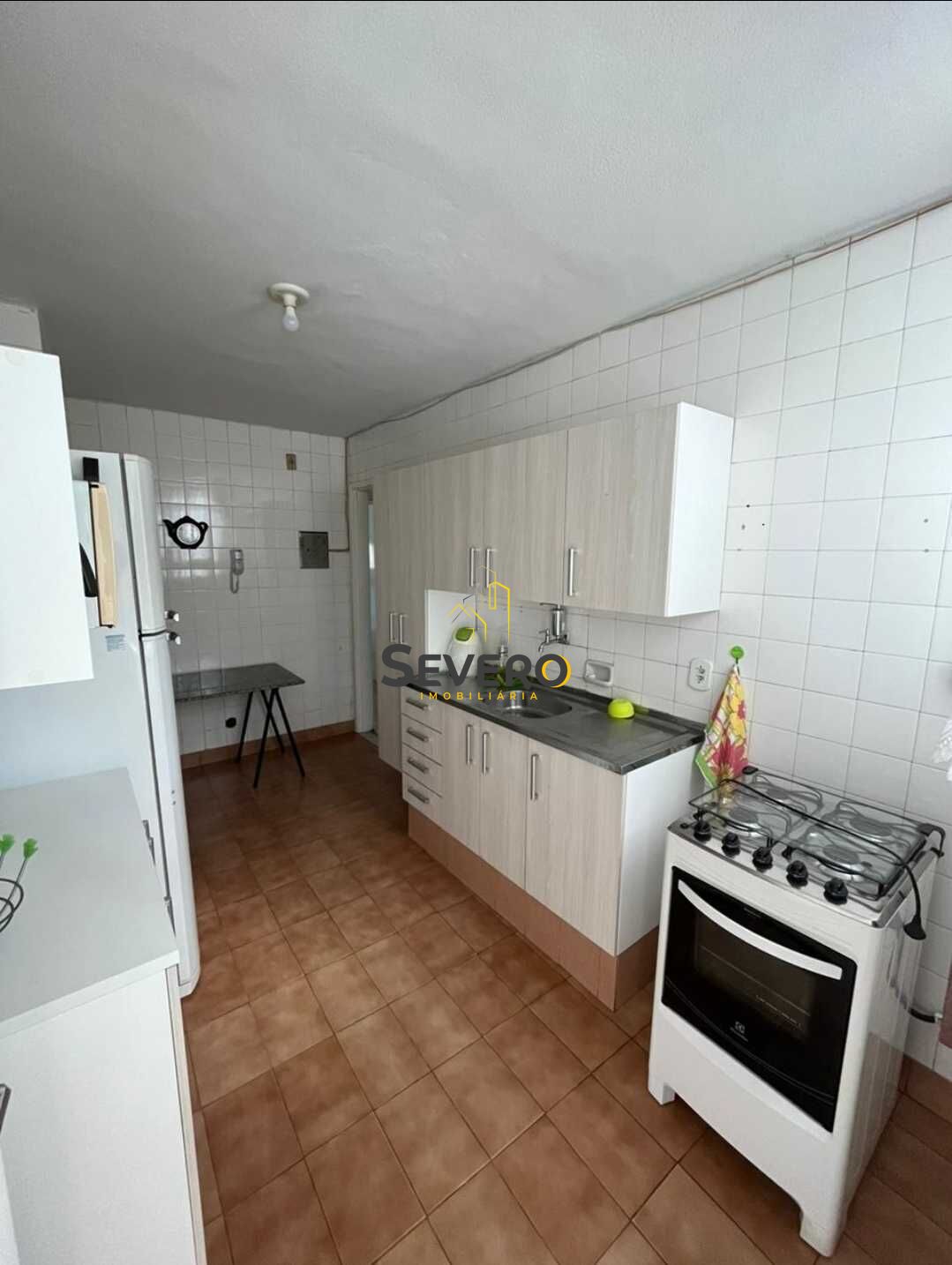 Apartamento à venda com 2 quartos, 65m² - Foto 11