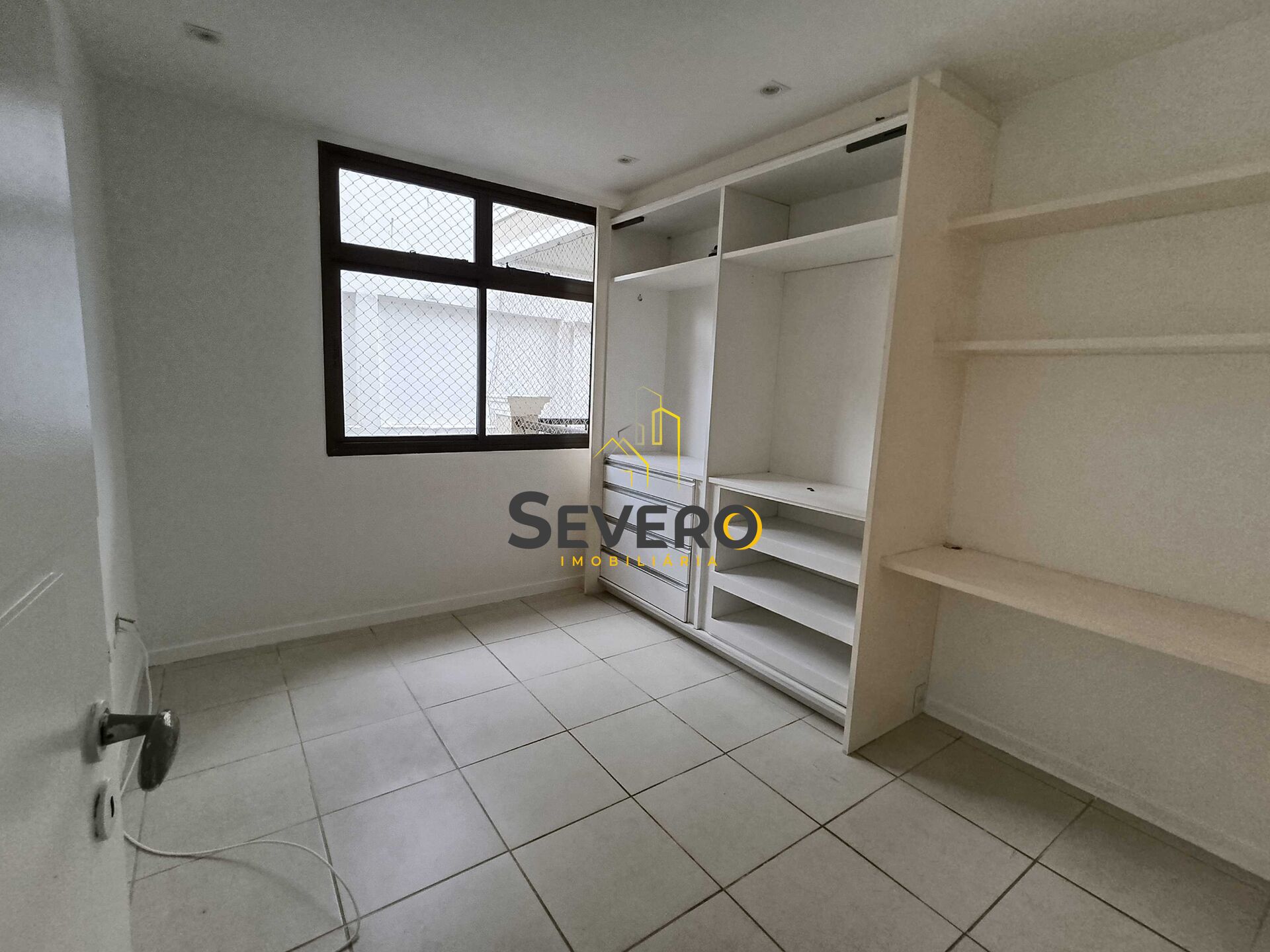 Apartamento à venda com 3 quartos, 110m² - Foto 6