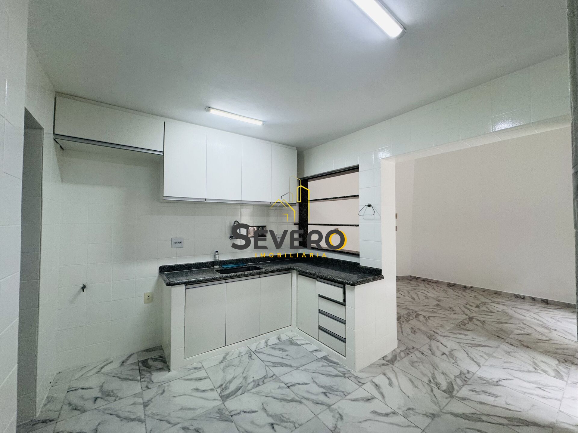 Casa à venda com 3 quartos, 215m² - Foto 19