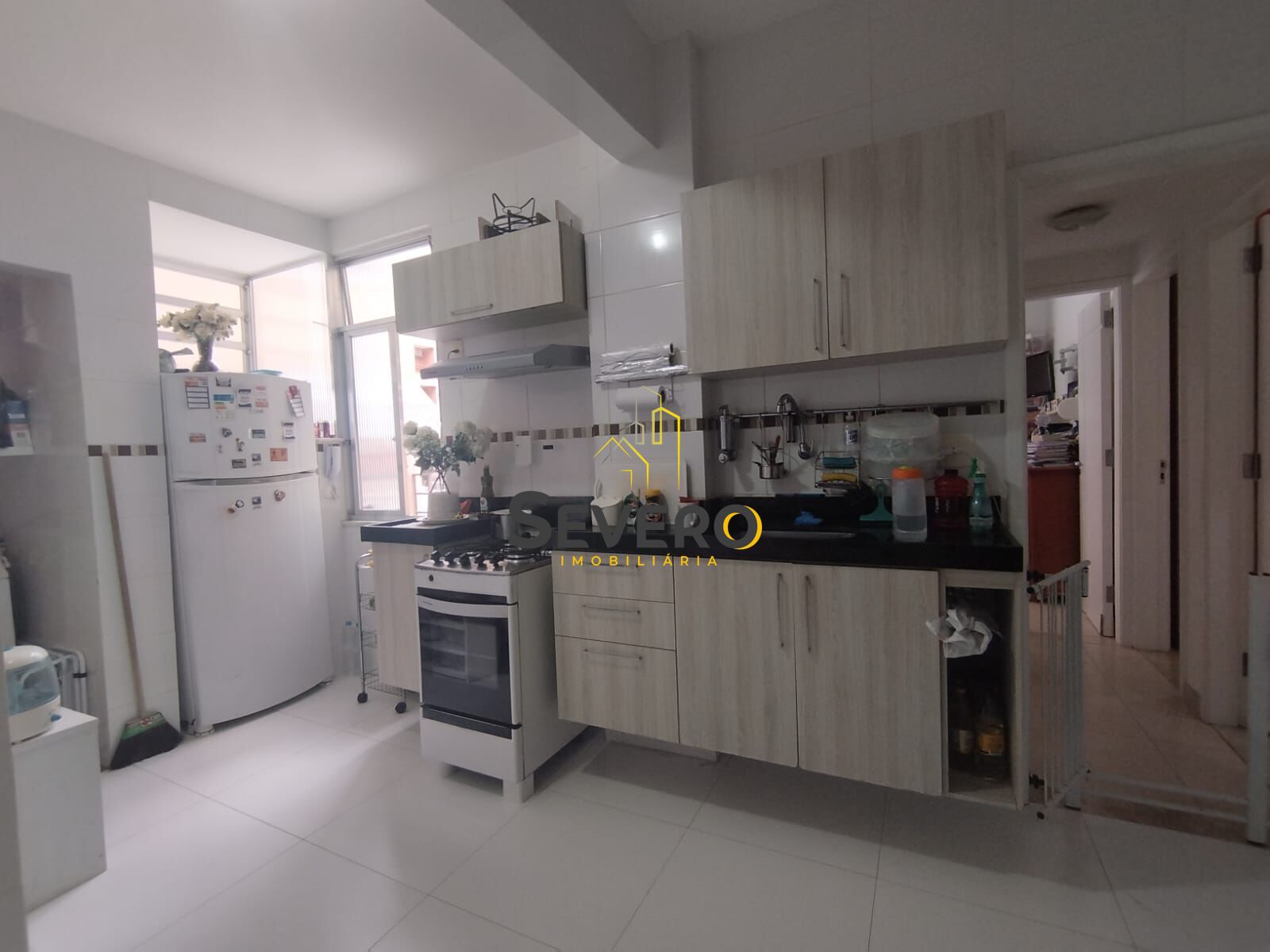 Apartamento à venda com 2 quartos, 69m² - Foto 9