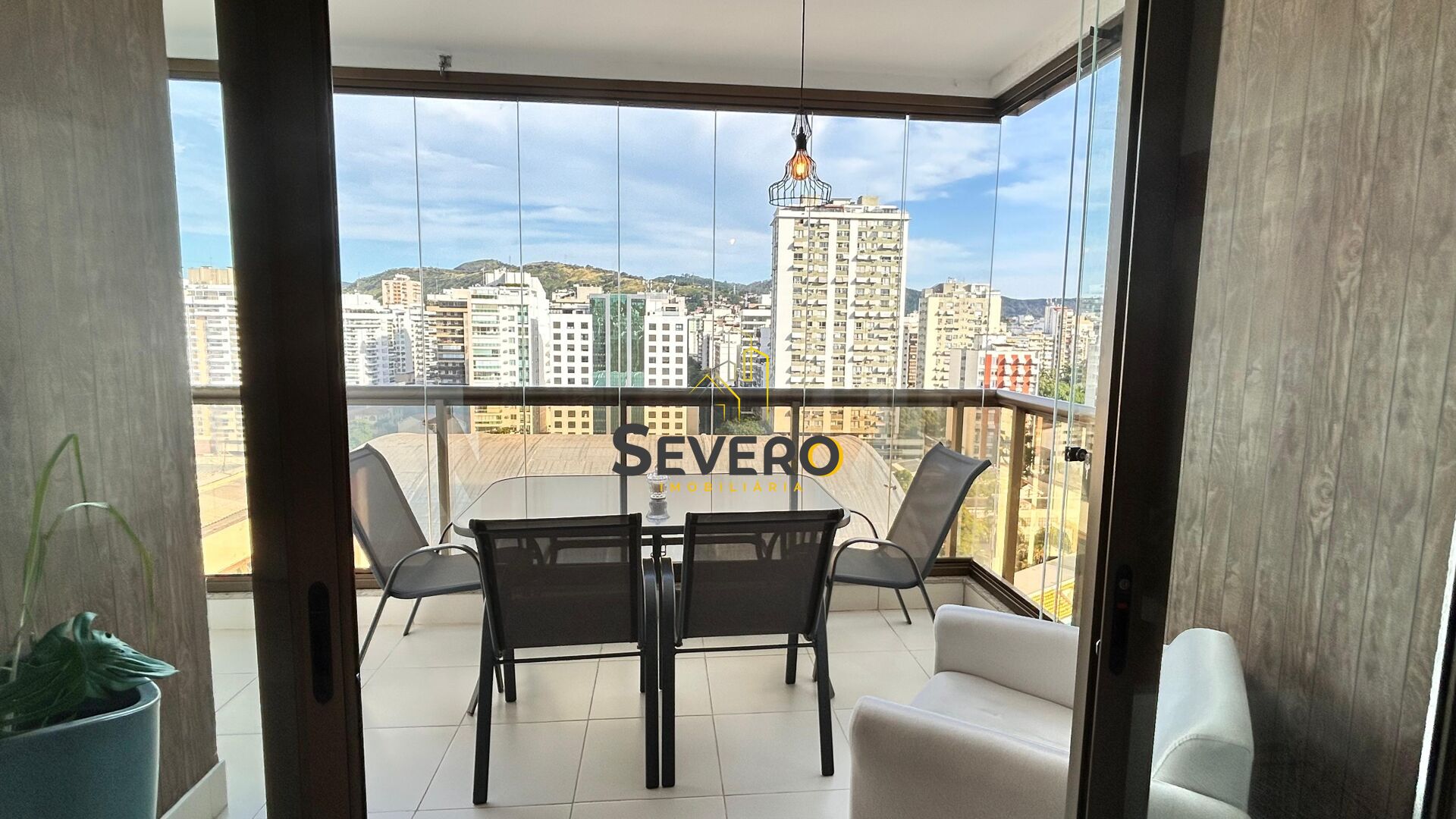 Apartamento à venda com 3 quartos, 118m² - Foto 2