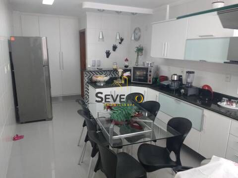 Apartamento à venda com 4 quartos, 150m² - Foto 14