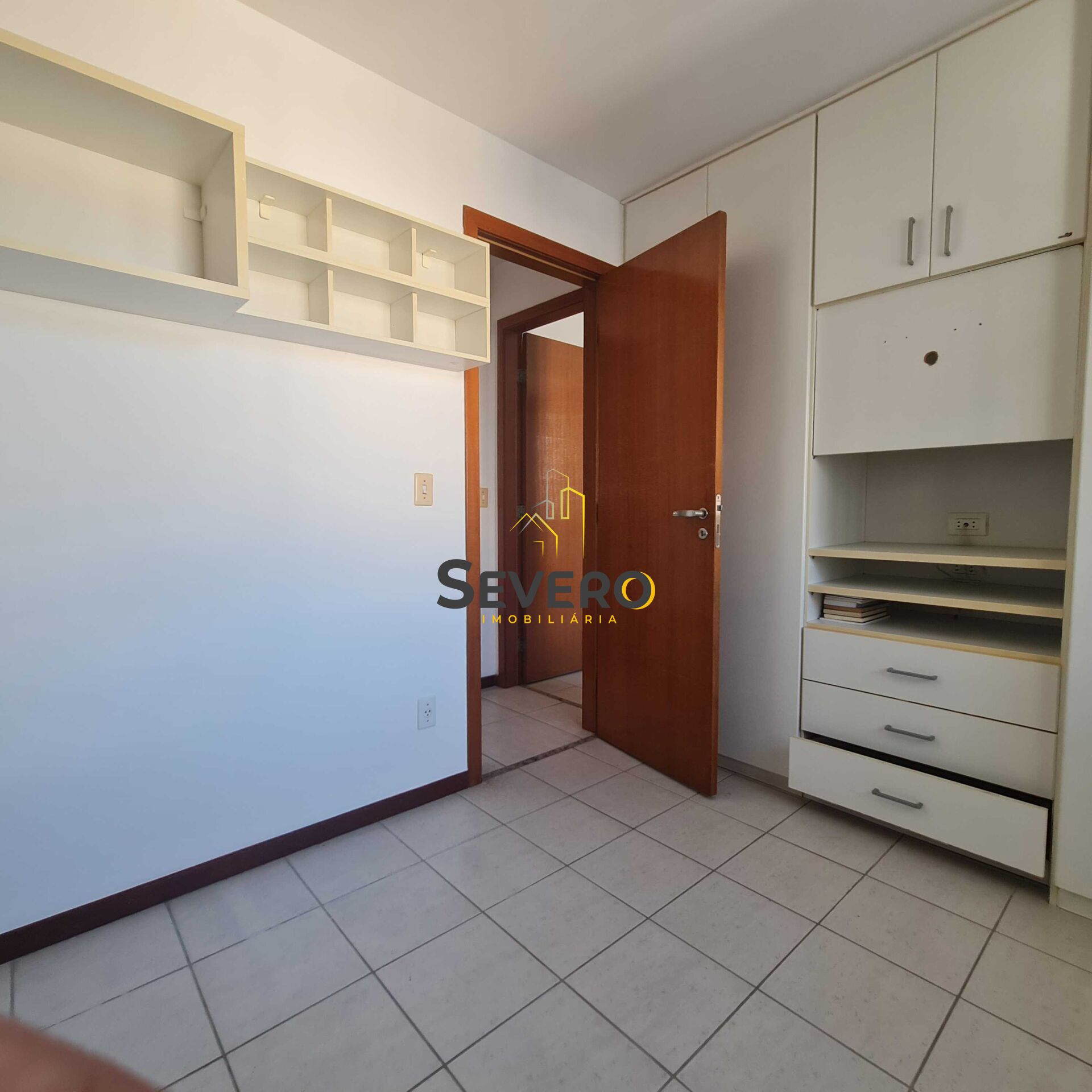 Apartamento à venda com 2 quartos, 80m² - Foto 20