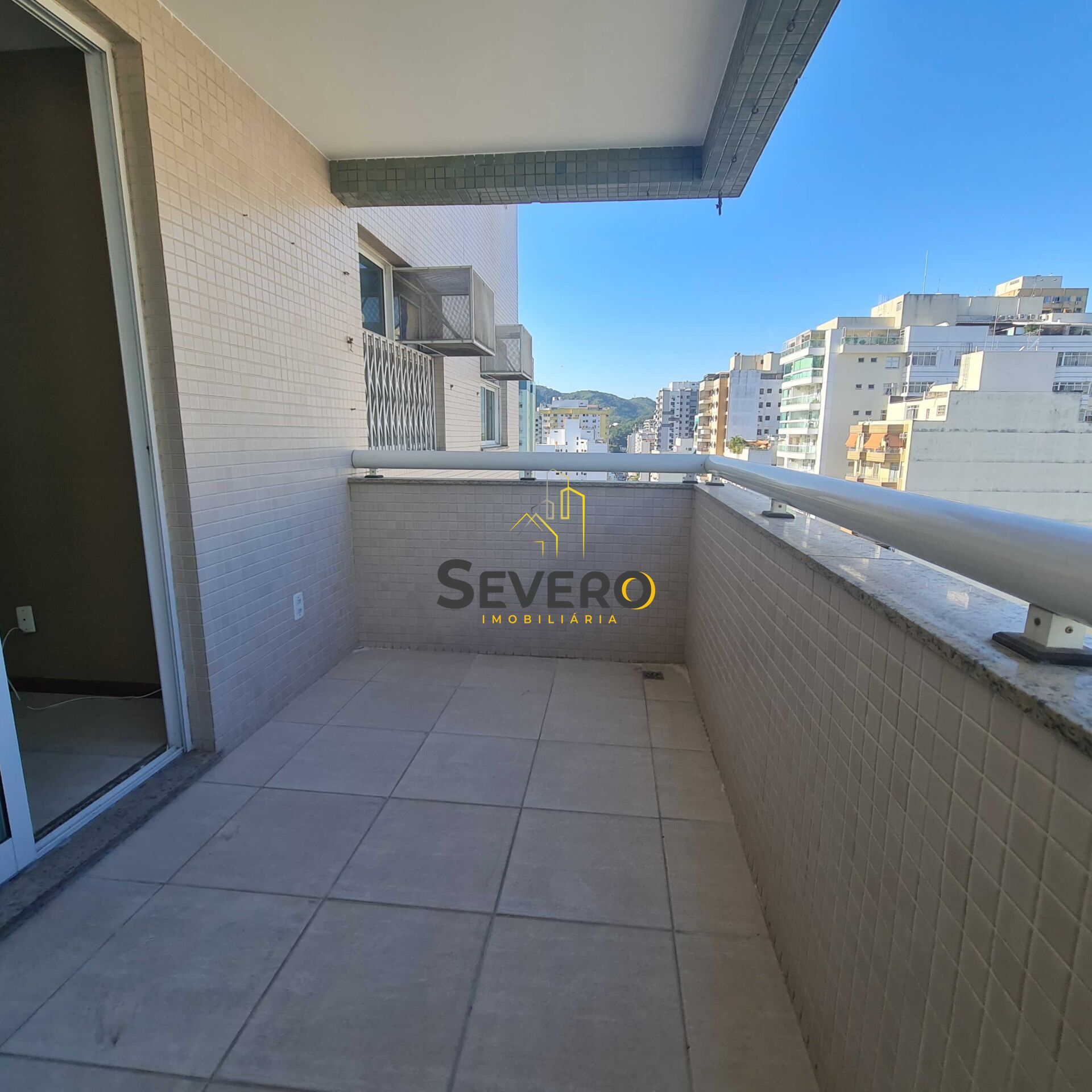 Apartamento à venda com 2 quartos, 80m² - Foto 1