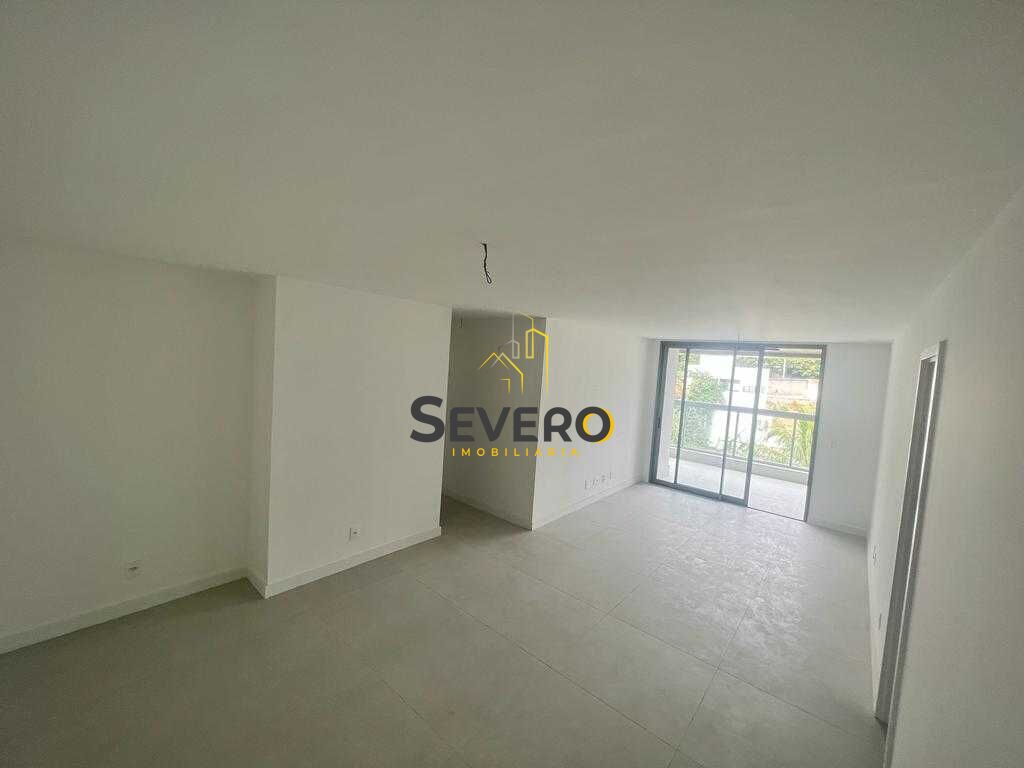 Apartamento à venda com 4 quartos, 151m² - Foto 2