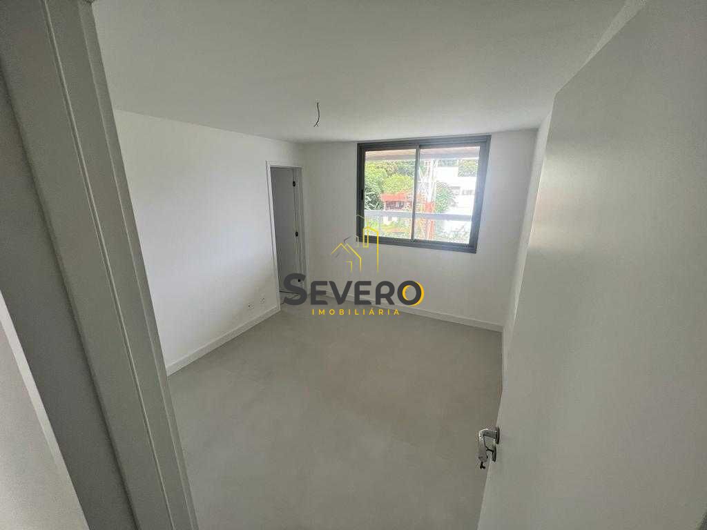 Apartamento à venda com 4 quartos, 151m² - Foto 8