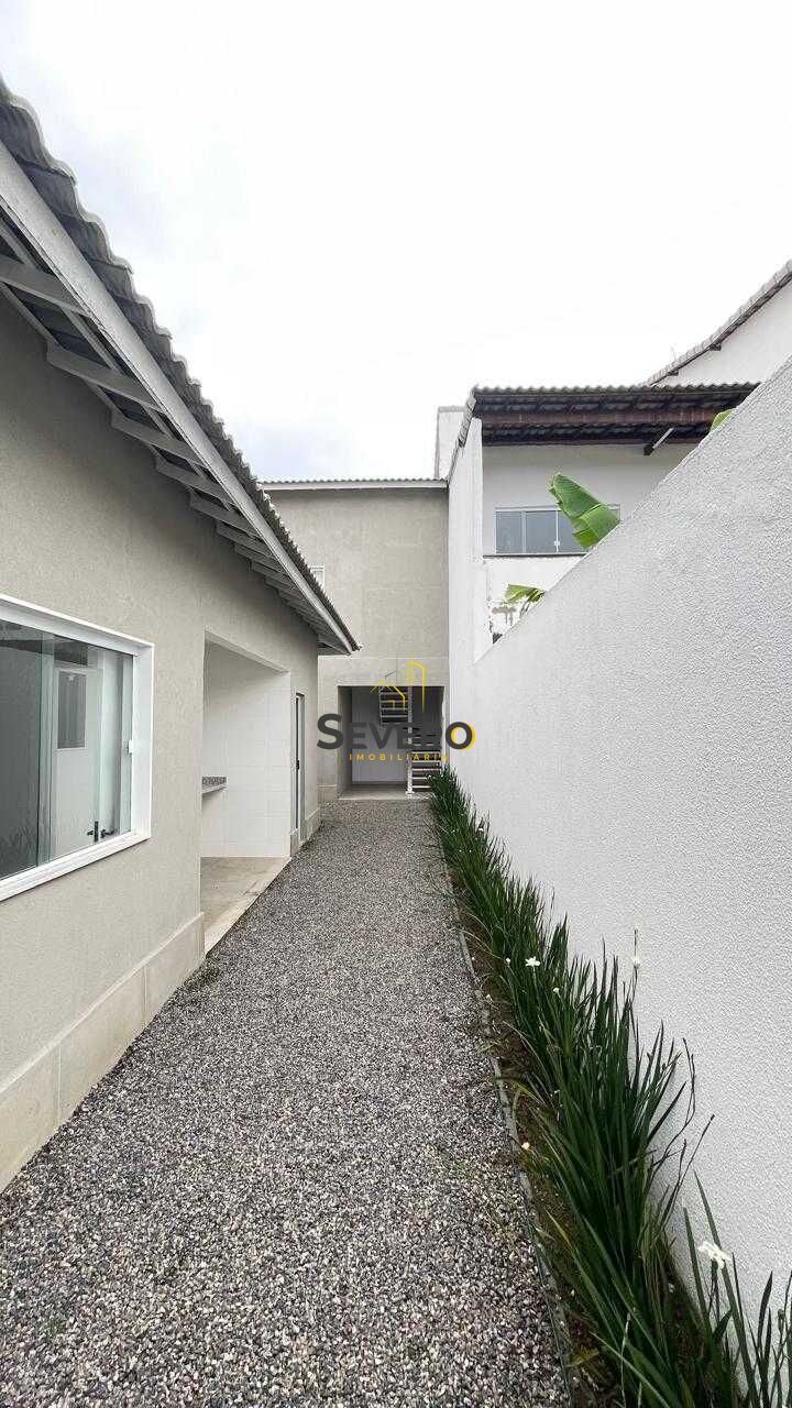 Casa, 6 quartos, 200 m² - Foto 9