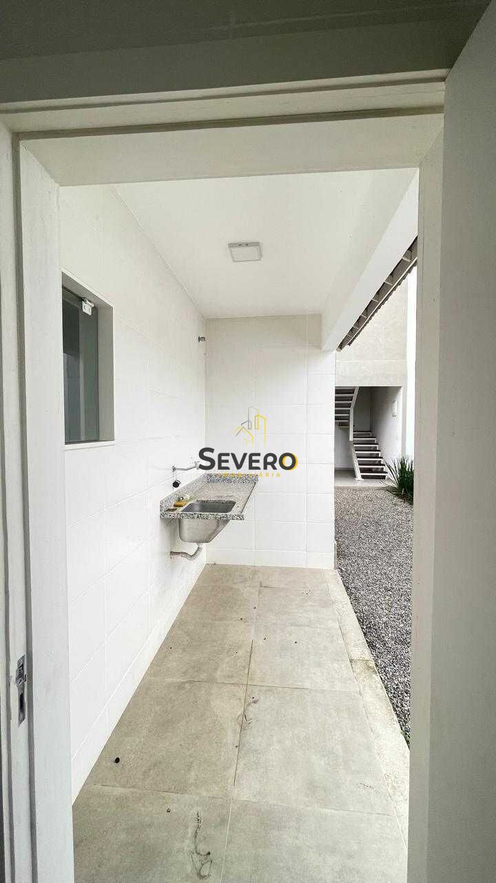 Casa, 6 quartos, 200 m² - Foto 19