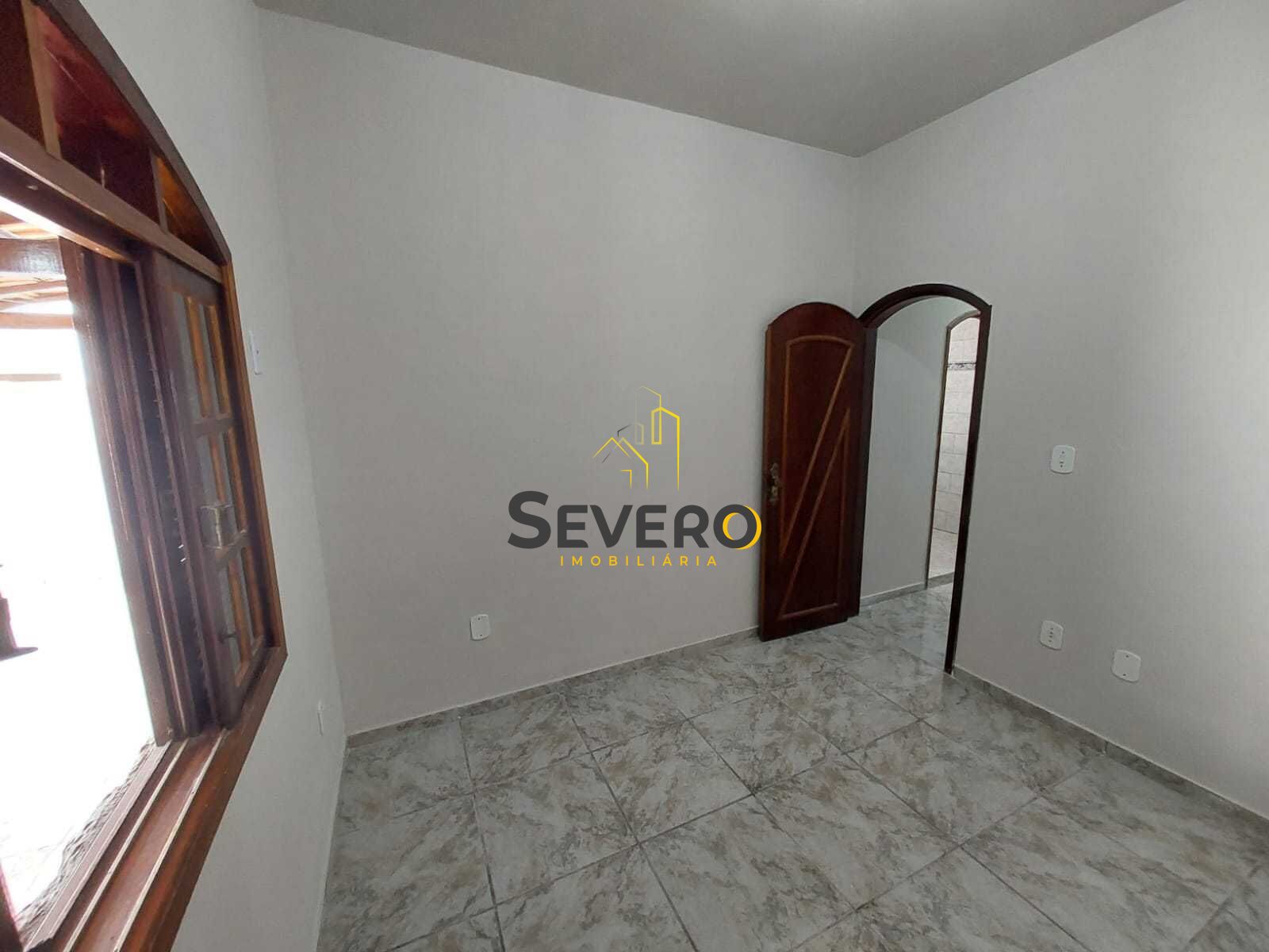 Casa à venda com 5 quartos, 244m² - Foto 12