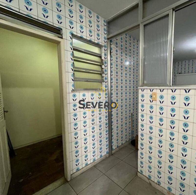 Apartamento à venda com 3 quartos, 140m² - Foto 23