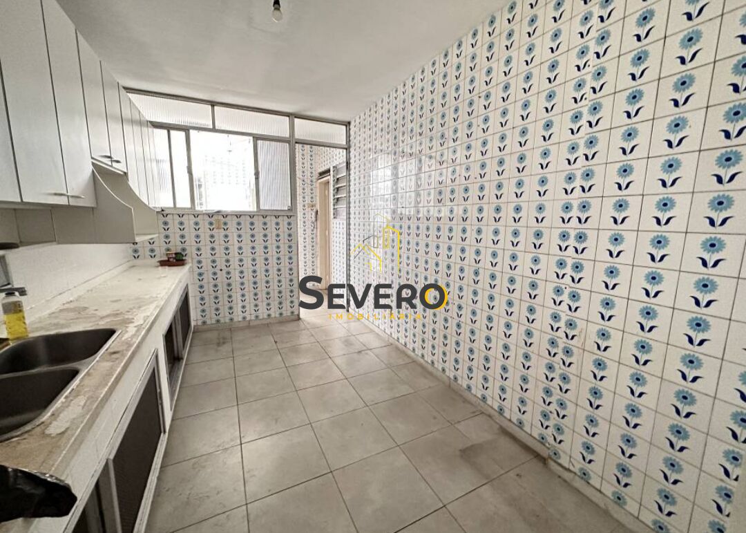 Apartamento à venda com 3 quartos, 140m² - Foto 17