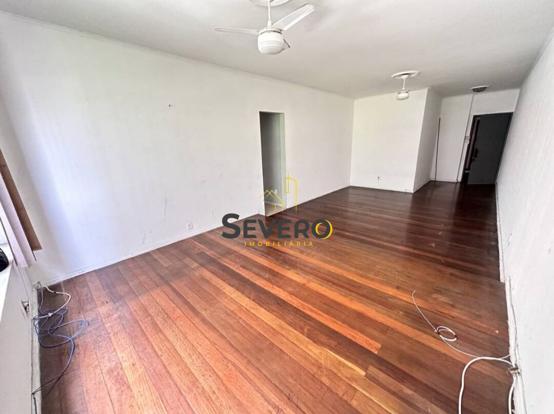 Apartamento à venda com 3 quartos, 140m² - Foto 4