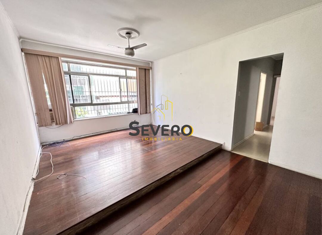 Apartamento à venda com 3 quartos, 140m² - Foto 2