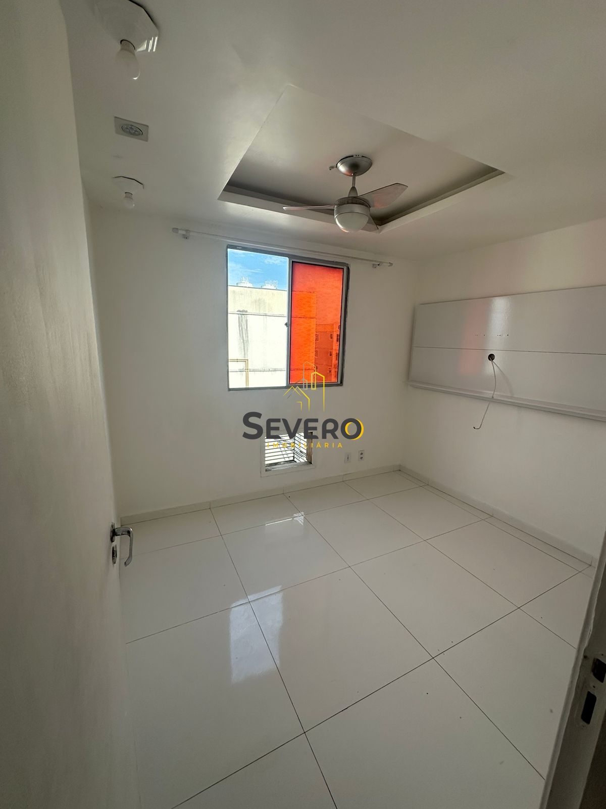 Apartamento à venda com 2 quartos, 50m² - Foto 2
