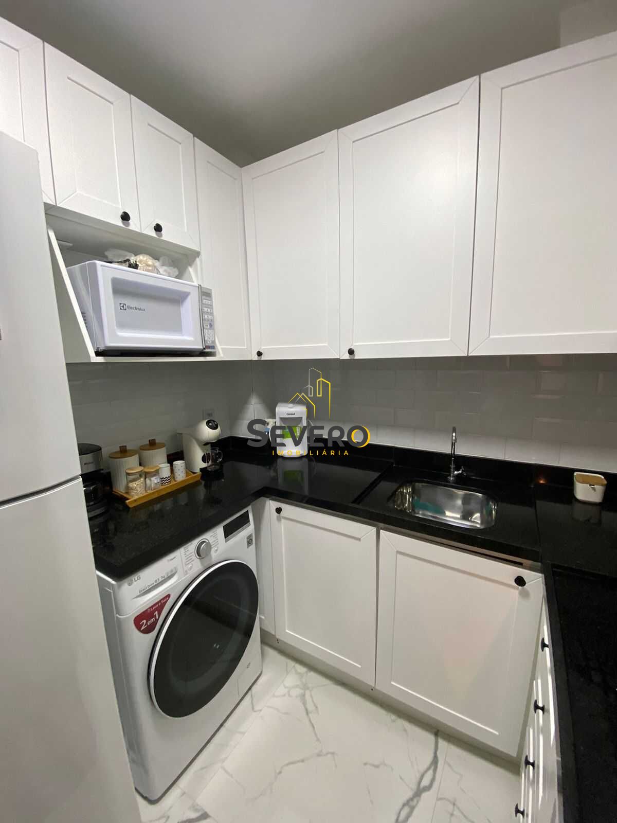 Apartamento à venda com 2 quartos, 42m² - Foto 12