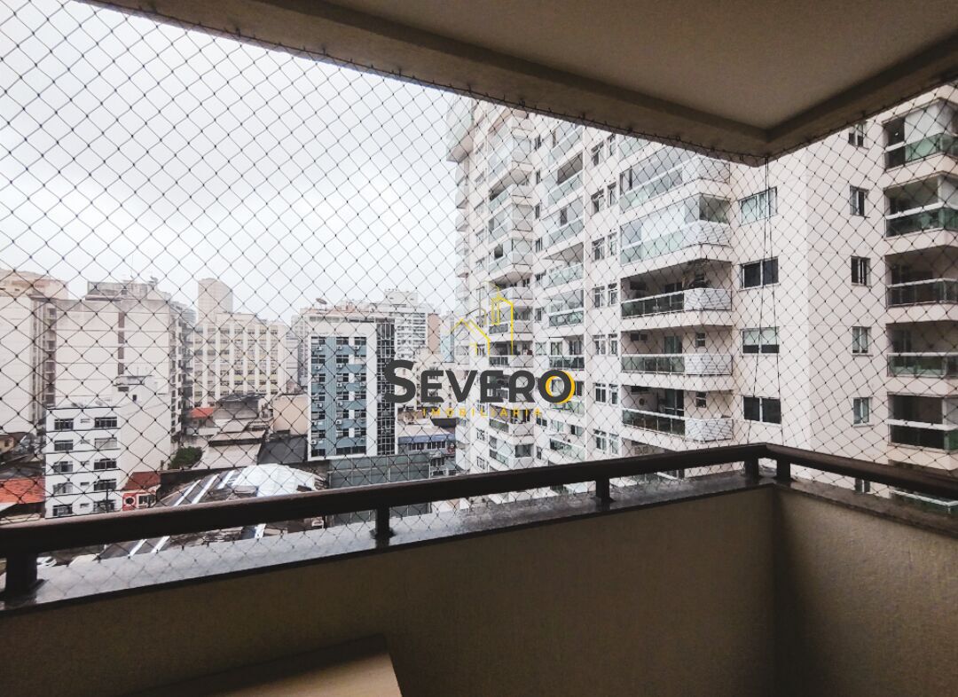 Apartamento à venda com 2 quartos, 70m² - Foto 2