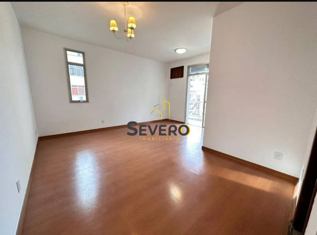 Apartamento à venda com 3 quartos, 130m² - Foto 4