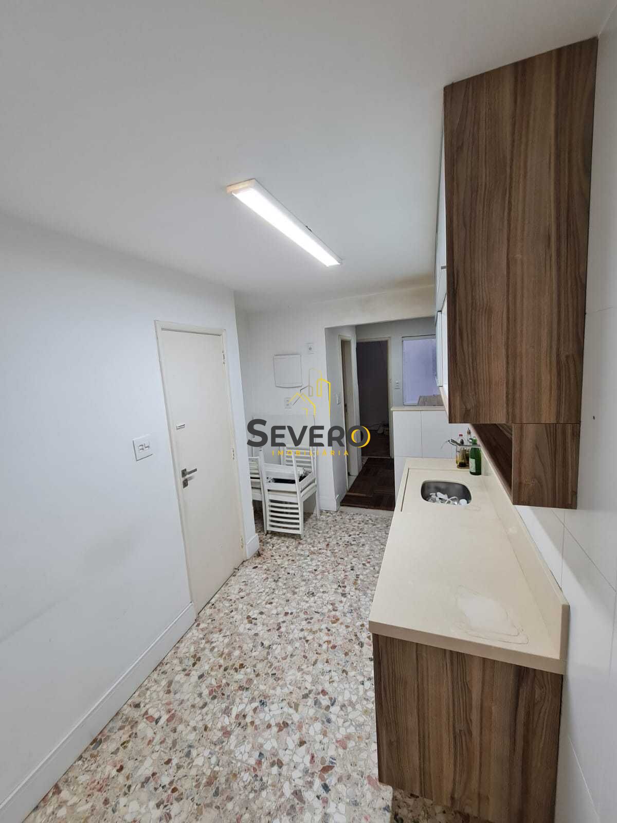 Apartamento à venda com 2 quartos, 102m² - Foto 13