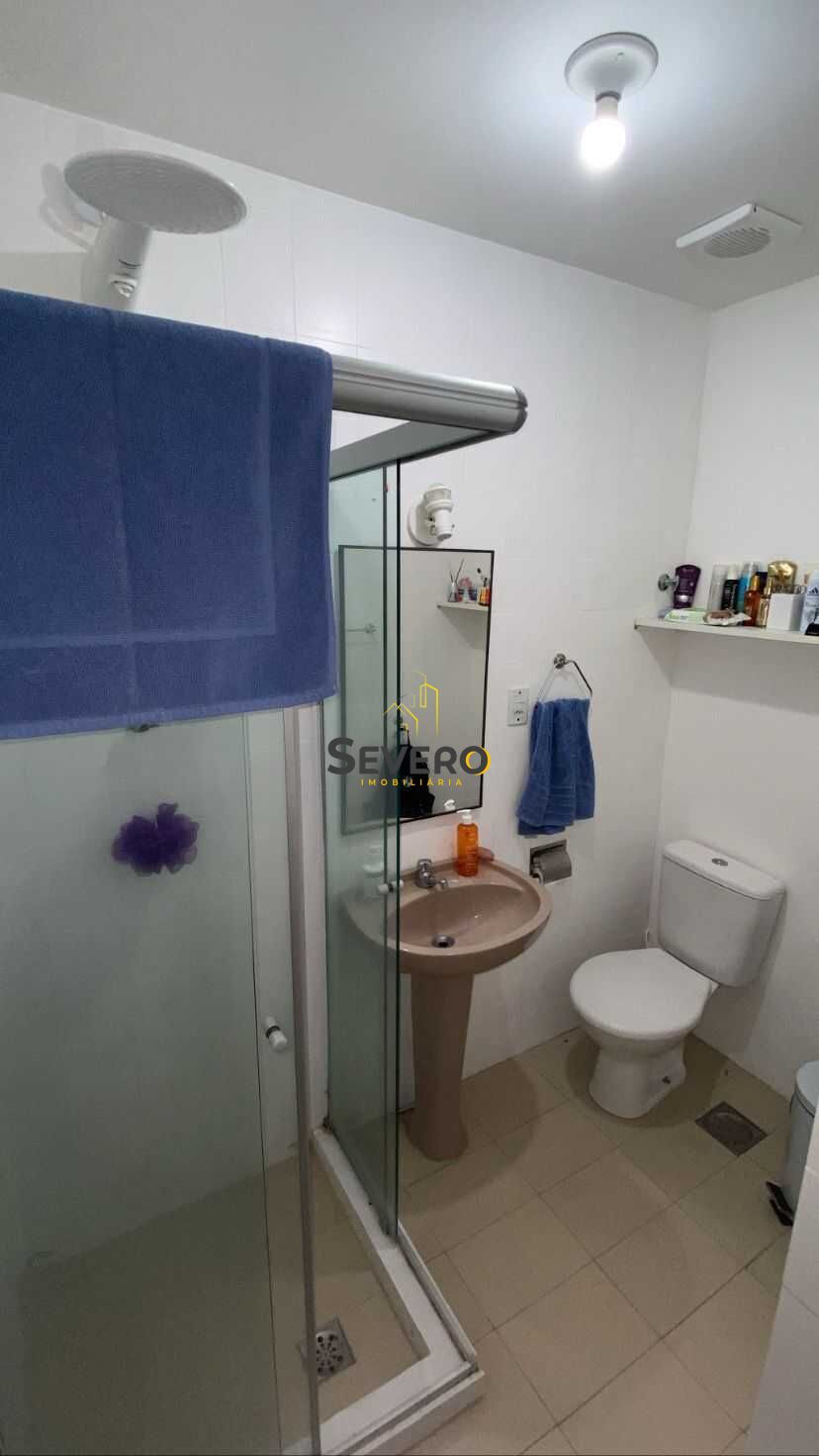 Casa à venda com 5 quartos, 200m² - Foto 8