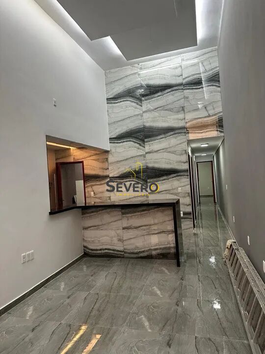 Casa à venda com 3 quartos, 240m² - Foto 3